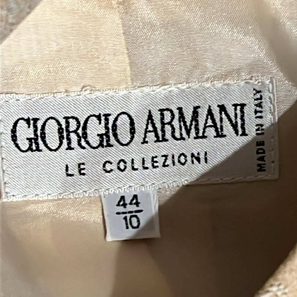 Giorgio Armani Suit - Picture 4 of 14